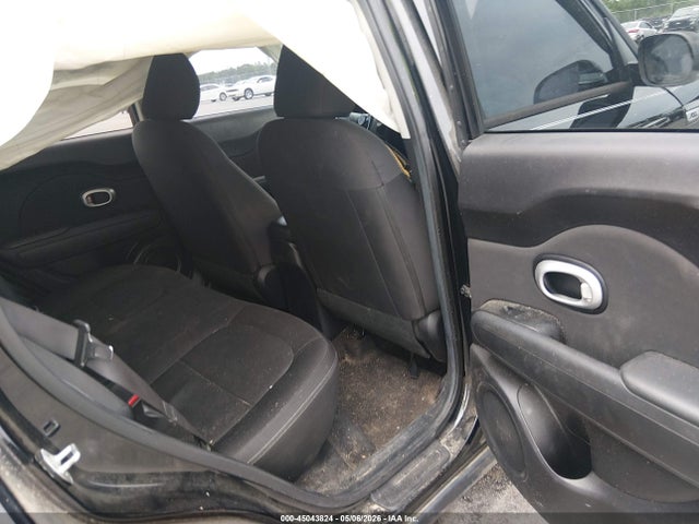 45043824 :رقم المزاد ، KNDJN2A24F7115394 vin ، 2015 Kia Soul مزاد بيع