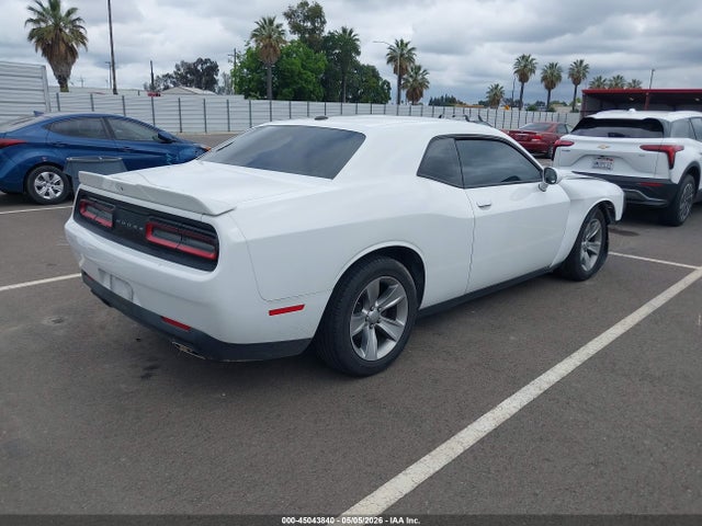 Dodge Challenger Sxt 2019 2C3CDZAG3KH751064 Image 4