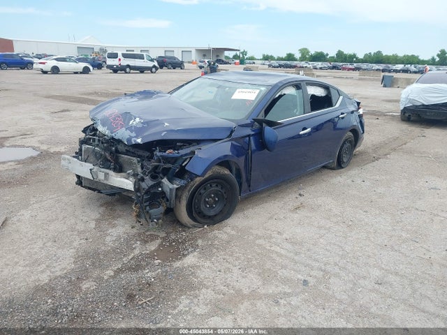 45043854 :رقم المزاد ، 1N4BL4BV1LN310722 vin ، 2020 Nissan Altima S Fwd مزاد بيع