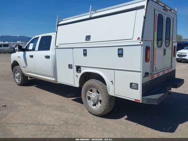 45043861 :رقم المزاد ، 3C7WR3GJ4MG672146 vin ، 2021 Ram 3500 Tradesman  4x4 8' Box مزاد بيع
