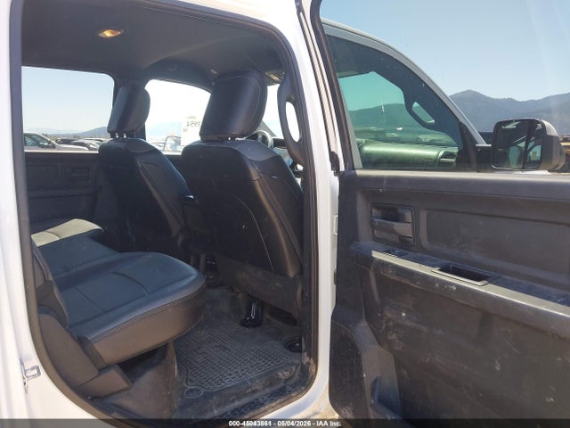45043861 :رقم المزاد ، 3C7WR3GJ4MG672146 vin ، 2021 Ram 3500 Tradesman  4x4 8' Box مزاد بيع