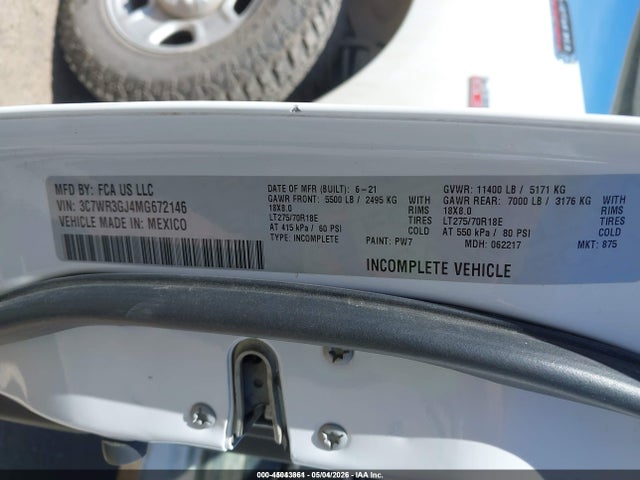 45043861 :رقم المزاد ، 3C7WR3GJ4MG672146 vin ، 2021 Ram 3500 Tradesman  4x4 8' Box مزاد بيع