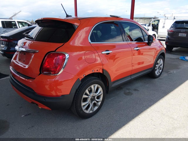 ZFBCFXDTXGP366223 Fiat 500x Lounge