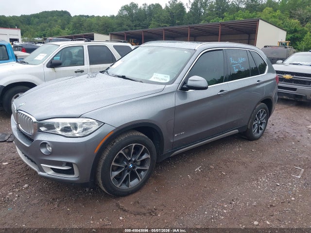 45043896 :رقم المزاد ، 5UXKR2C53J0X10866 vin ، 2018 Bmw X5 Sdrive35i مزاد بيع