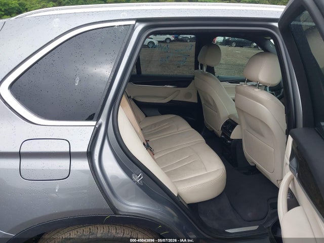 45043896 :رقم المزاد ، 5UXKR2C53J0X10866 vin ، 2018 Bmw X5 Sdrive35i مزاد بيع