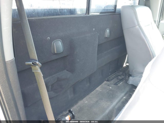 45043900 :رقم المزاد ، 1FDBF2B66FEA77953 vin ، 2015 Ford F-250 Xl مزاد بيع