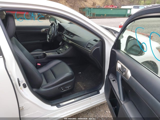 Продажа на аукционе авто 2014 Lexus Ct 200h, vin: JTHKD5BH5E2187193, номер лота: 45043902