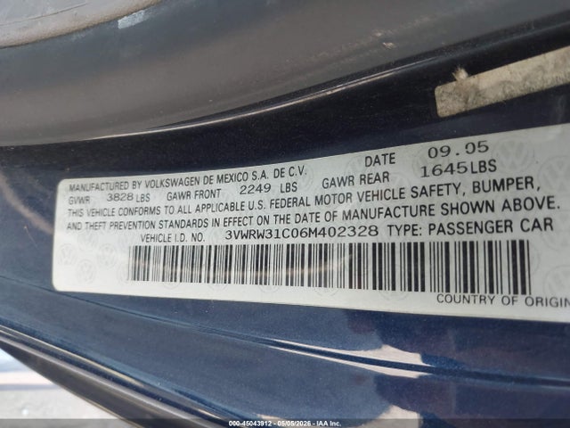 45043912 :رقم المزاد ، 3VWRW31C06M402328 vin ، 2006 Volkswagen New Beetle Coupe 2.5 (a6) مزاد بيع