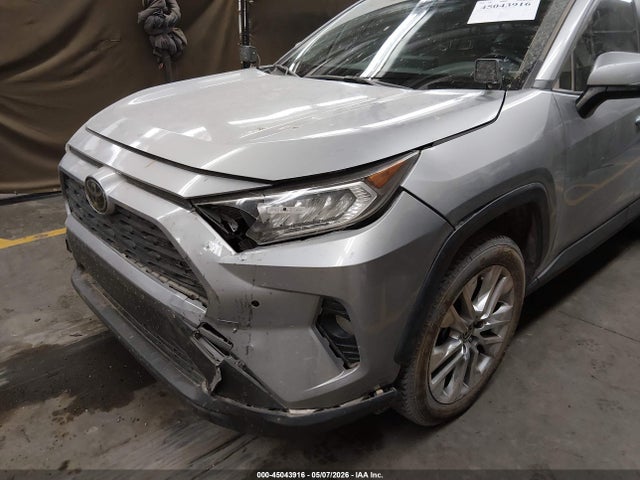 Продаж на аукціоні авто 2019 Toyota Rav4 Xle Premium, vin: JTMC1RFV5KD505352, номер лоту: 45043916