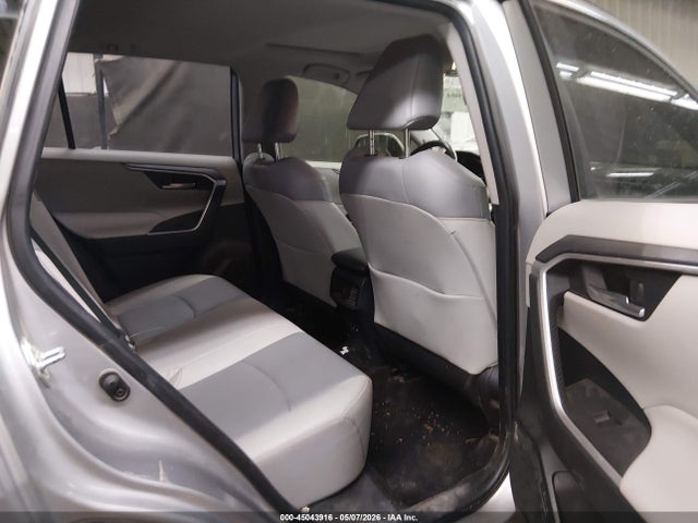 Продаж на аукціоні авто 2019 Toyota Rav4 Xle Premium, vin: JTMC1RFV5KD505352, номер лоту: 45043916