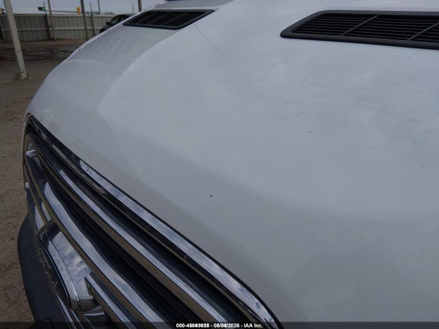 45043925 :رقم المزاد ، 1FBZX2YM8FKB01598 vin ، 2015 Ford Transit-350 Xlt مزاد بيع