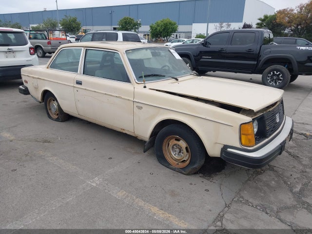 Aukcja sprzedaży 1977 Volvo 242 Dl, vin: VC24245H1116831, numer aukcji: 45043934