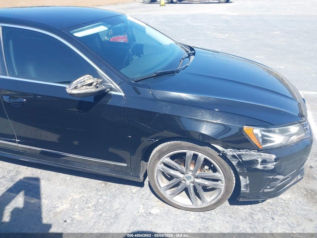 Aukcja sprzedaży 2016 Volkswagen Passat 1.8t R-line, vin: 1VWAT7A3XGC052416, numer aukcji: 45043952