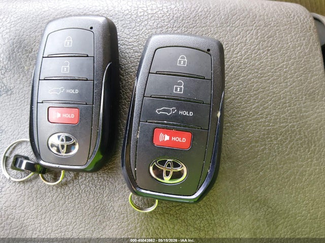 Продажа на аукционе авто 2025 Toyota 4runner Limited, vin: JTEVA5BR5S5048526, номер лота: 45043962