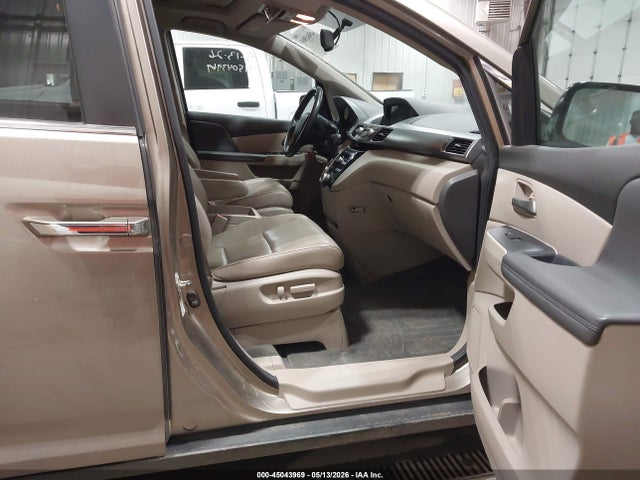 45043969 :رقم المزاد ، 5FNRL5H60BB087522 vin ، 2011 Honda Odyssey Ex-l مزاد بيع
