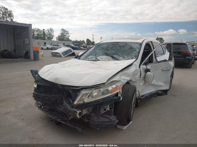 45043975 :رقم المزاد ، 5J6TF1H58FL002145 vin ، 2015 Honda Crosstour Ex-l V6 مزاد بيع