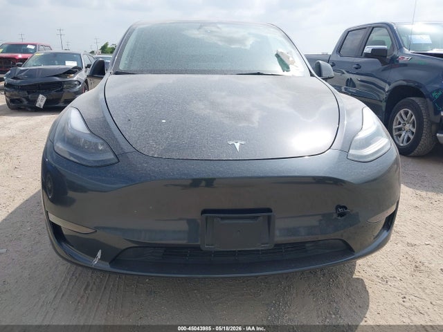 Продажа на аукционе авто 2024 Tesla Model Y Long Range Single Motor Rear-wheel Drive/rwd, vin: 7SAYGDED9RF092793, номер лота: 45043985