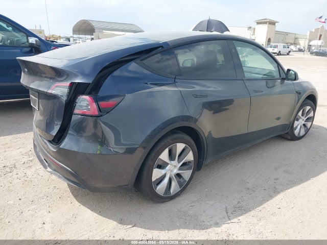 Продажа на аукционе авто 2024 Tesla Model Y Long Range Single Motor Rear-wheel Drive/rwd, vin: 7SAYGDED9RF092793, номер лота: 45043985