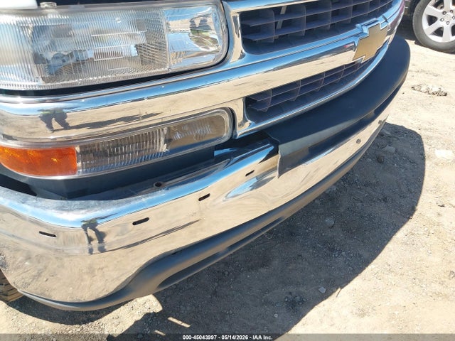 Aukcja sprzedaży 2003 Chevrolet Tahoe Ls, vin: 1GNEC13V33R206186, numer aukcji: 45043997