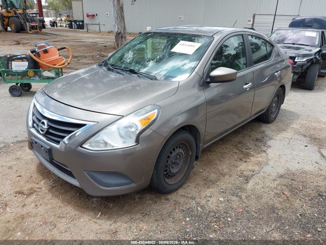 2015 Nissan Versa 1.6 Sv მანქანა იყიდება აუქციონზე, vin: 3N1CN7AP7FL945495, აუქციონის ნომერი: 45044002
