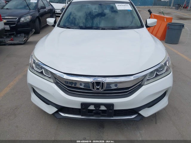 Продаж на аукціоні авто 2017 Honda Accord Lx, vin: 1HGCR2F38HA142720, номер лоту: 45044016