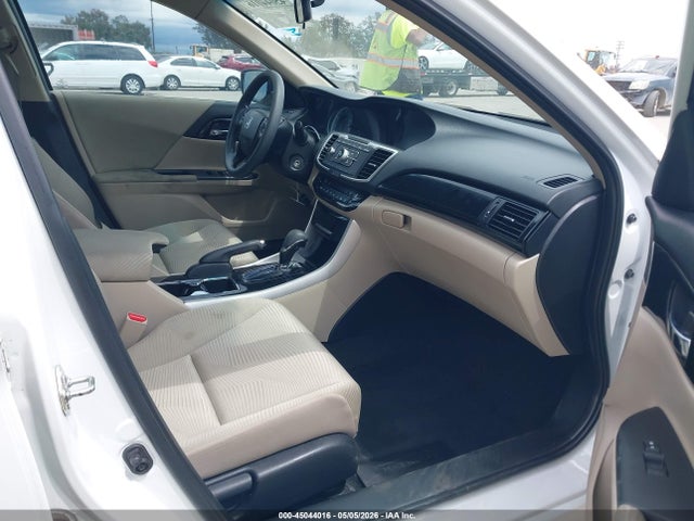 Продаж на аукціоні авто 2017 Honda Accord Lx, vin: 1HGCR2F38HA142720, номер лоту: 45044016