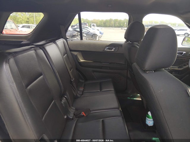 45044027 :رقم المزاد ، 1FM5K8AR0EGA55392 vin ، 2014 Ford Utility Police Interceptor مزاد بيع