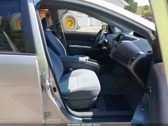 2005 Toyota Prius მანქანა იყიდება აუქციონზე, vin: JTDKB20U257037700, აუქციონის ნომერი: 45044030