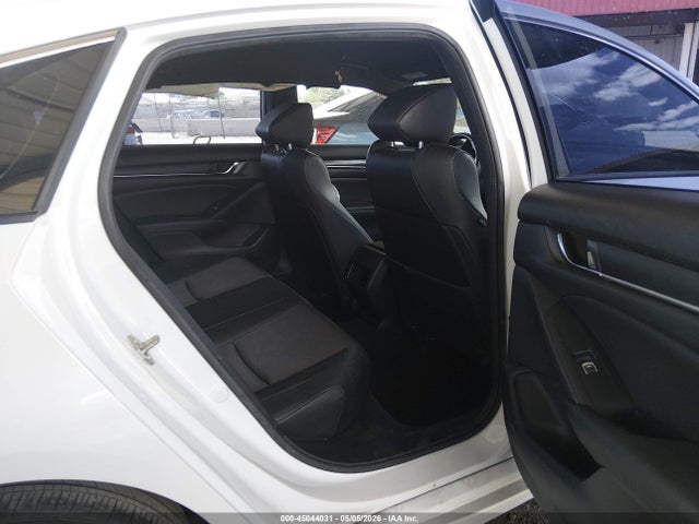 1HGCV1F30KA112818 Honda Accord Sport