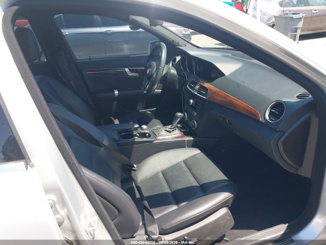 WDDGF4HB1EG233755 Mercedes-Benz C 250 Sport