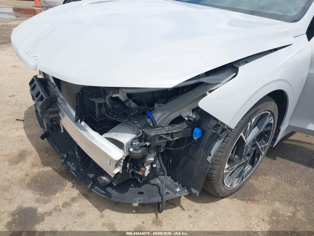 KNAG64J76S5318160 KIA K5 Gt-line
