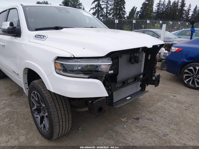 2026 Ram 1500 Laramie  4x4 5'7 Box მანქანა იყიდება აუქციონზე, vin: 3C6SRFJP3T4176806, აუქციონის ნომერი: 45044109