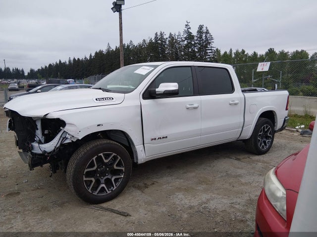 2026 Ram 1500 Laramie  4x4 5'7 Box მანქანა იყიდება აუქციონზე, vin: 3C6SRFJP3T4176806, აუქციონის ნომერი: 45044109