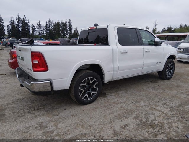 2026 Ram 1500 Laramie  4x4 5'7 Box მანქანა იყიდება აუქციონზე, vin: 3C6SRFJP3T4176806, აუქციონის ნომერი: 45044109