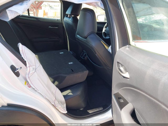 45044122 :رقم المزاد ، JTHY3JBH3K2018968 vin ، 2019 Lexus Ux 200 مزاد بيع