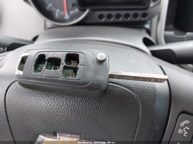 1G1JA5SH4F4118242 Chevrolet Sonic Ls Auto