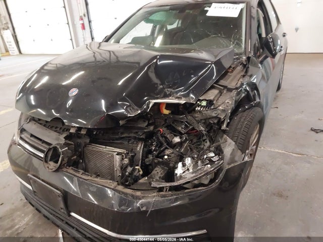 45044144 :رقم المزاد ، 3VWG17AU6JM287619 vin ، 2018 Volkswagen Golf مزاد بيع
