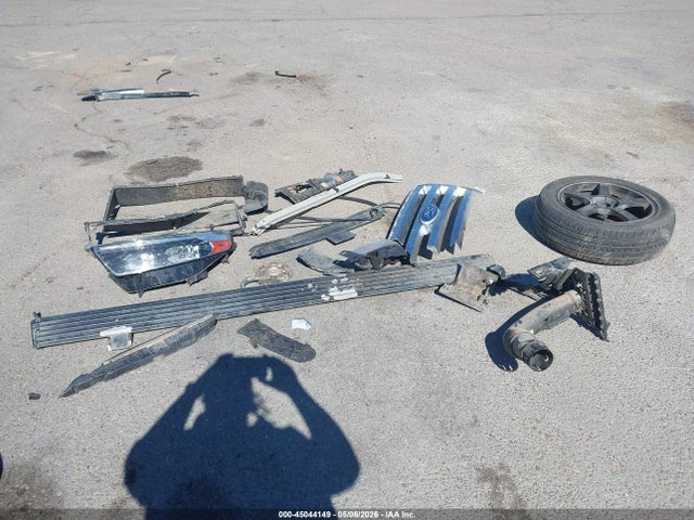 45044149 :رقم المزاد ، 1FMJU2A56BEF26200 vin ، 2011 Ford Expedition Limited مزاد بيع