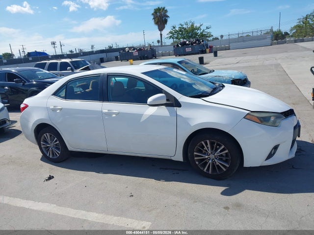 Toyota Corolla Le Plus 2014 5YFBURHEXEP009349 Image 13