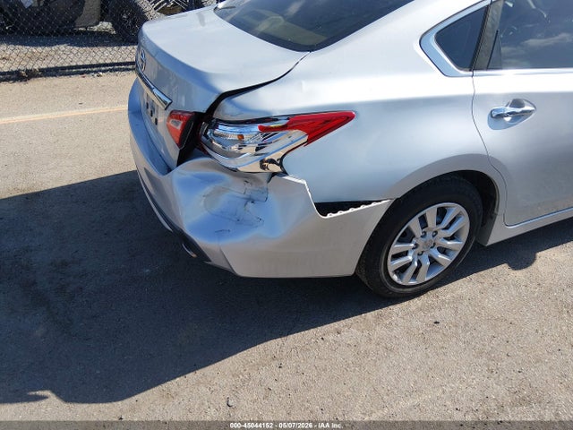 Nissan Altima 2.5 S 2016 1N4AL3AP6GN306700 Image 17