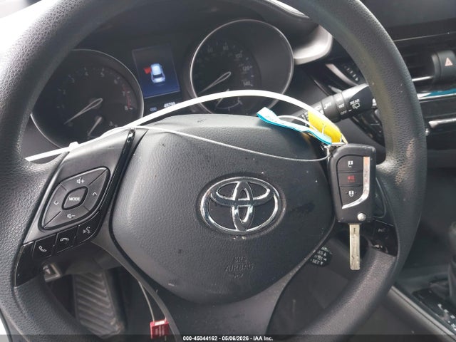 2021 Toyota C-hr Le მანქანა იყიდება აუქციონზე, vin: NMTKHMBX3MR134201, აუქციონის ნომერი: 45044162