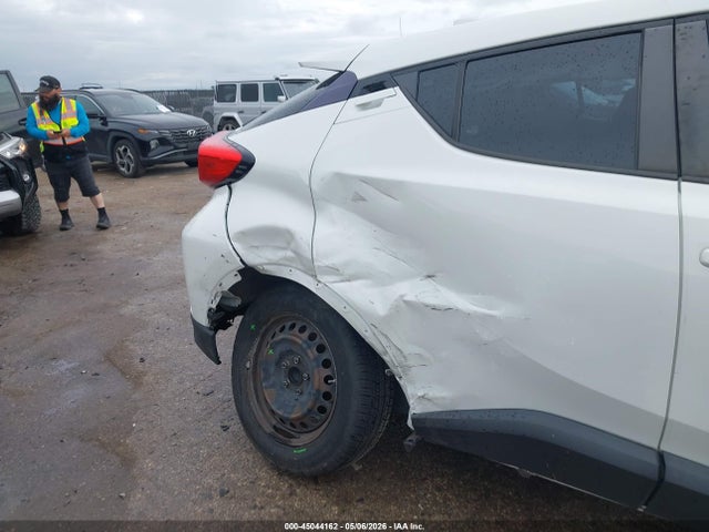 2021 Toyota C-hr Le მანქანა იყიდება აუქციონზე, vin: NMTKHMBX3MR134201, აუქციონის ნომერი: 45044162