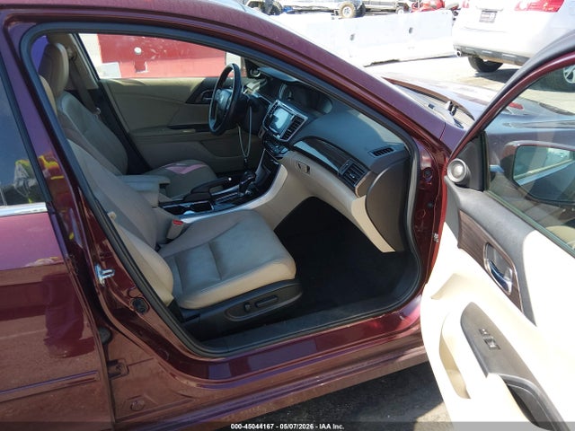 Продаж на аукціоні авто 2016 Honda Accord Touring, vin: 1HGCR3F99GA004838, номер лоту: 45044167