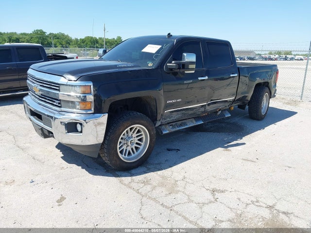 45044210 :رقم المزاد ، 1GC1KWE88FF142862 vin ، 2015 Chevrolet Silverado 2500hd Ltz مزاد بيع