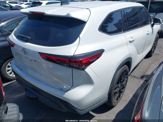 Продажа на аукционе авто 2022 Toyota Highlander Le, vin: 5TDZZRAH5NS106986, номер лота: 45044215