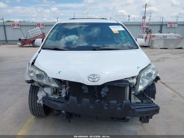 Toyota Sienna Le 7 Passenger 2015 5TDJK3DC2FS122286 Image 13