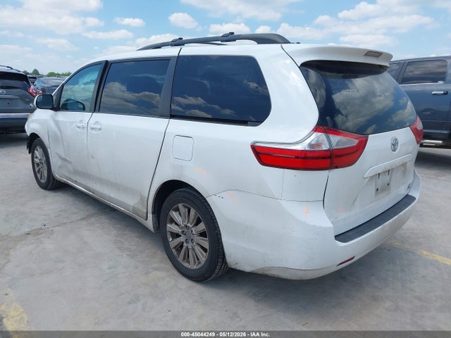 Toyota Sienna Le 7 Passenger 2015 5TDJK3DC2FS122286 Image 3