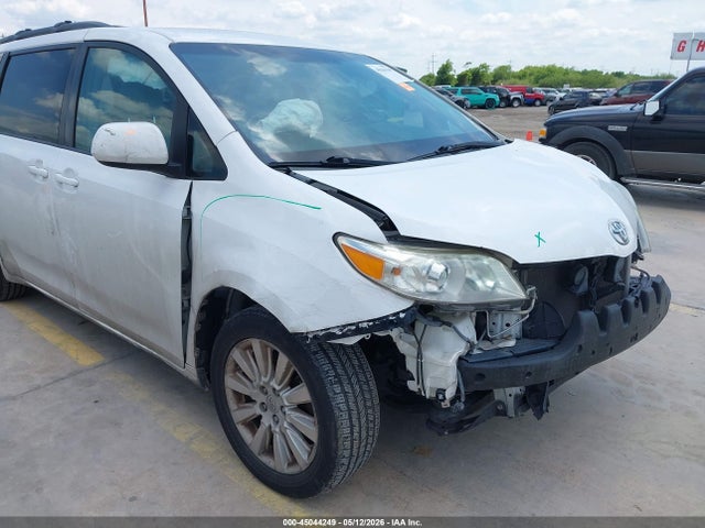 Toyota Sienna Le 7 Passenger 2015 5TDJK3DC2FS122286 Image 6