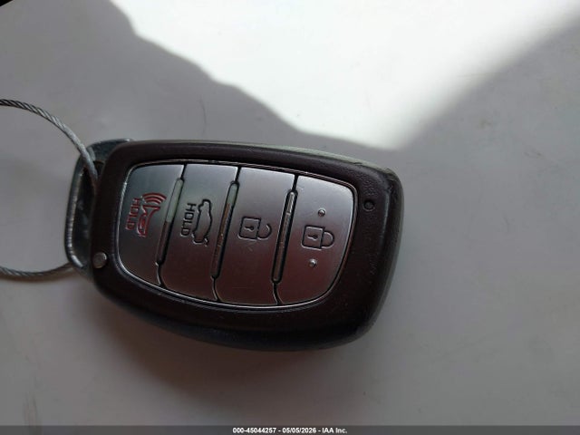 KMHD84LF7HU388412 Hyundai Elantra Value Edition