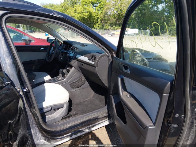 Aukcja sprzedaży 2019 Volkswagen Tiguan 2.0t S, vin: 3VV0B7AX3KM111318, numer aukcji: 45044268